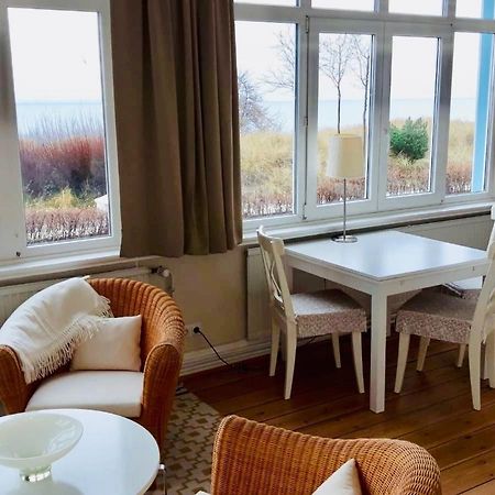 Kleines Strandhotel Ниндорф Экстерьер фото