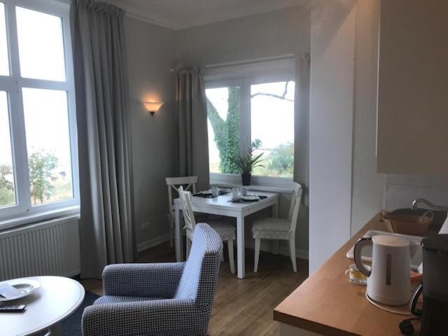 Kleines Strandhotel Ниндорф Номер фото