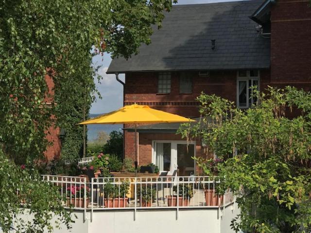 Kleines Strandhotel Ниндорф Номер фото